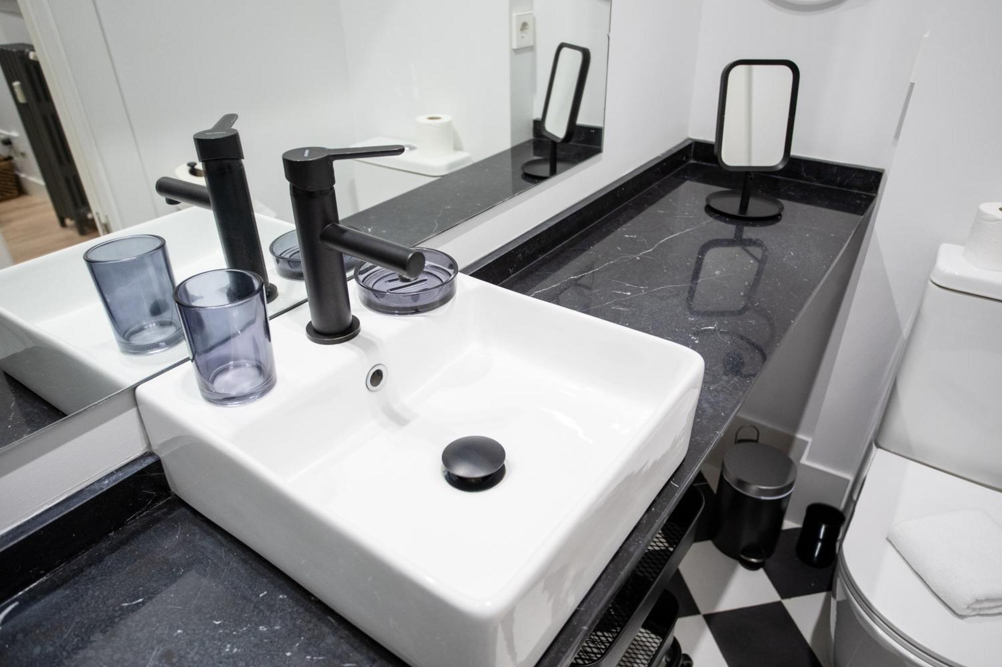 Apartamento Menina - Con Despacho En Velazquez, Salamanca,