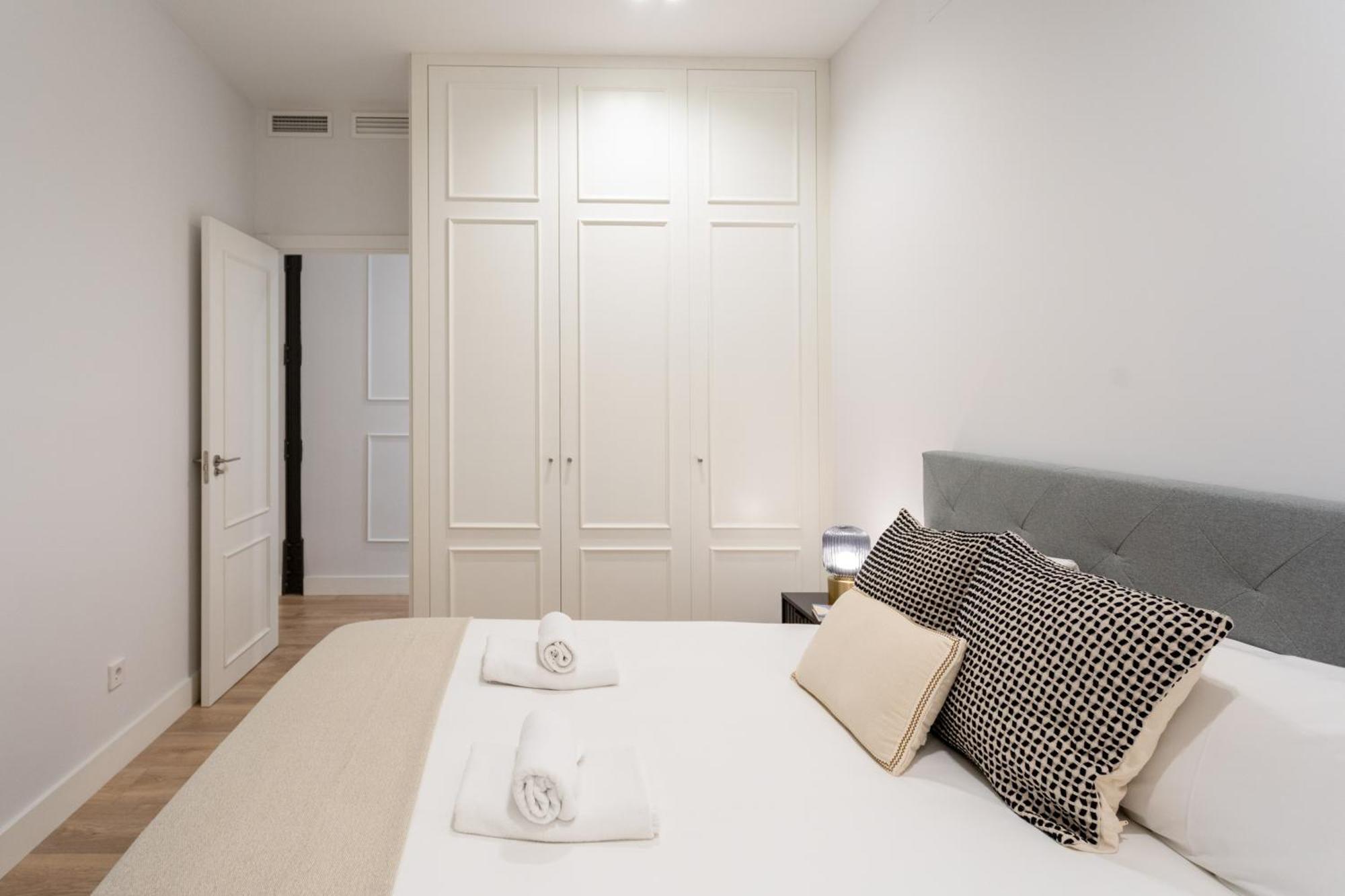 Apartamento Menina - Con Despacho En Velazquez, Salamanca, *