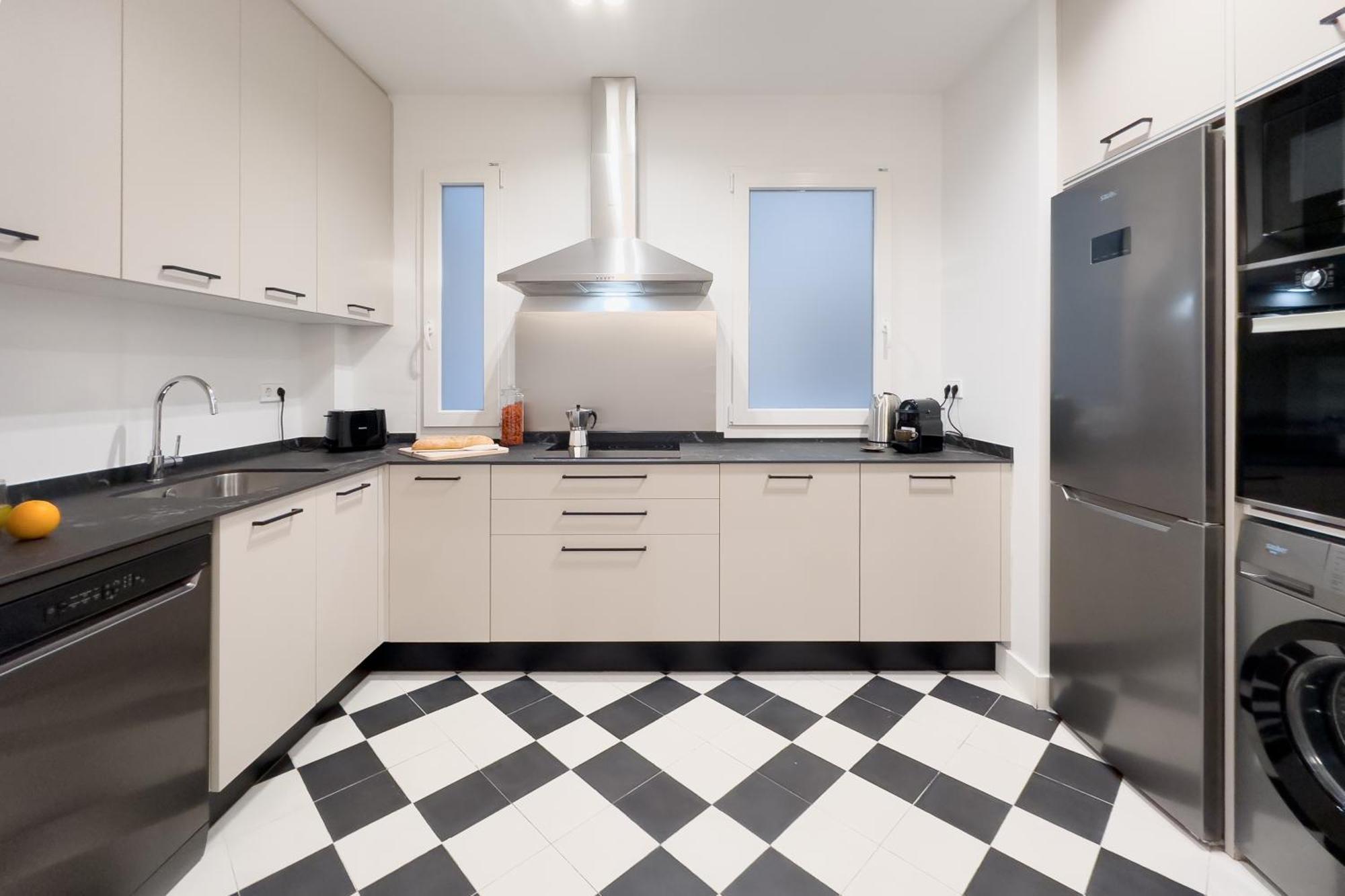 Apartamento Menina - Con Despacho En Velazquez, Salamanca,